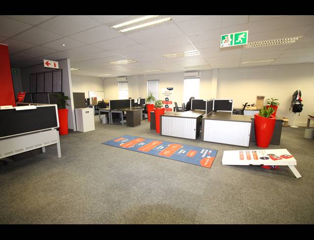3,331M² OFFICE FOR SALE IN BEREA